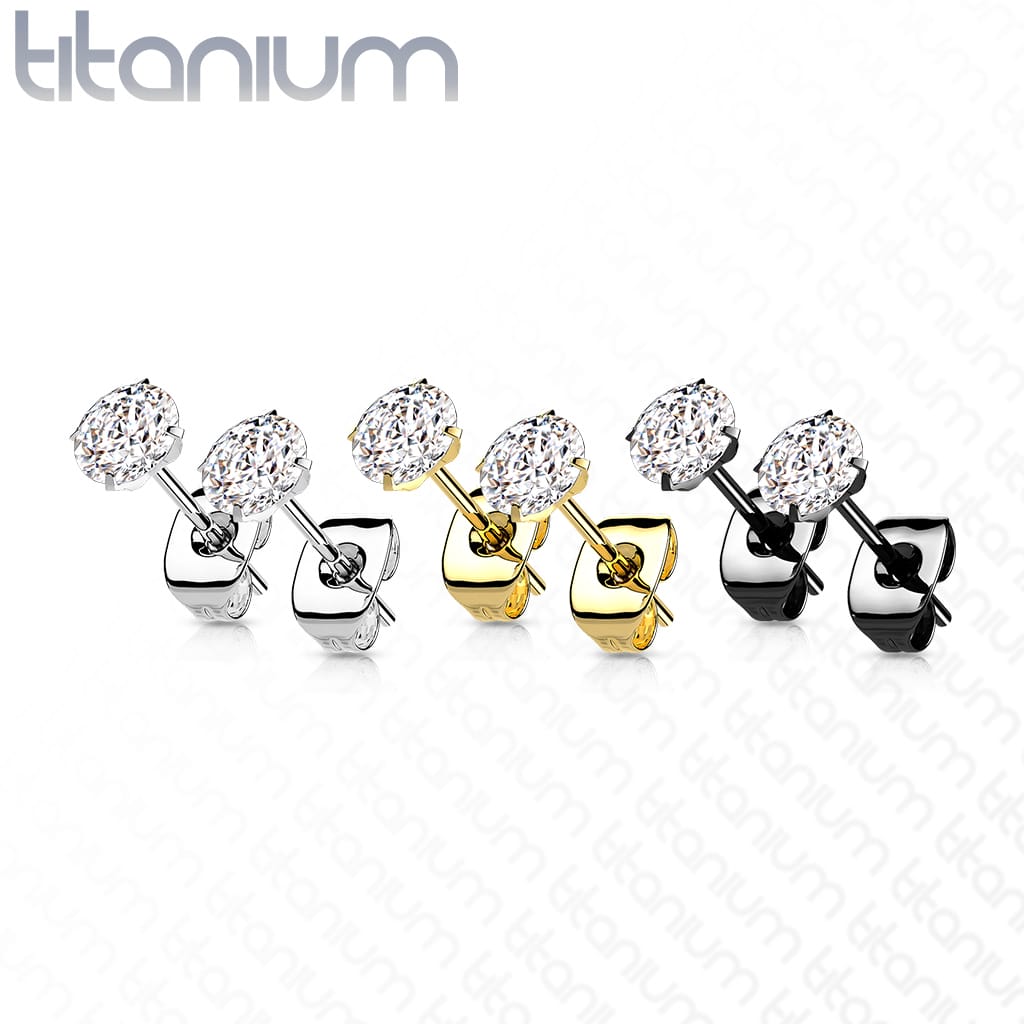 Ear Studs Prong Titanium