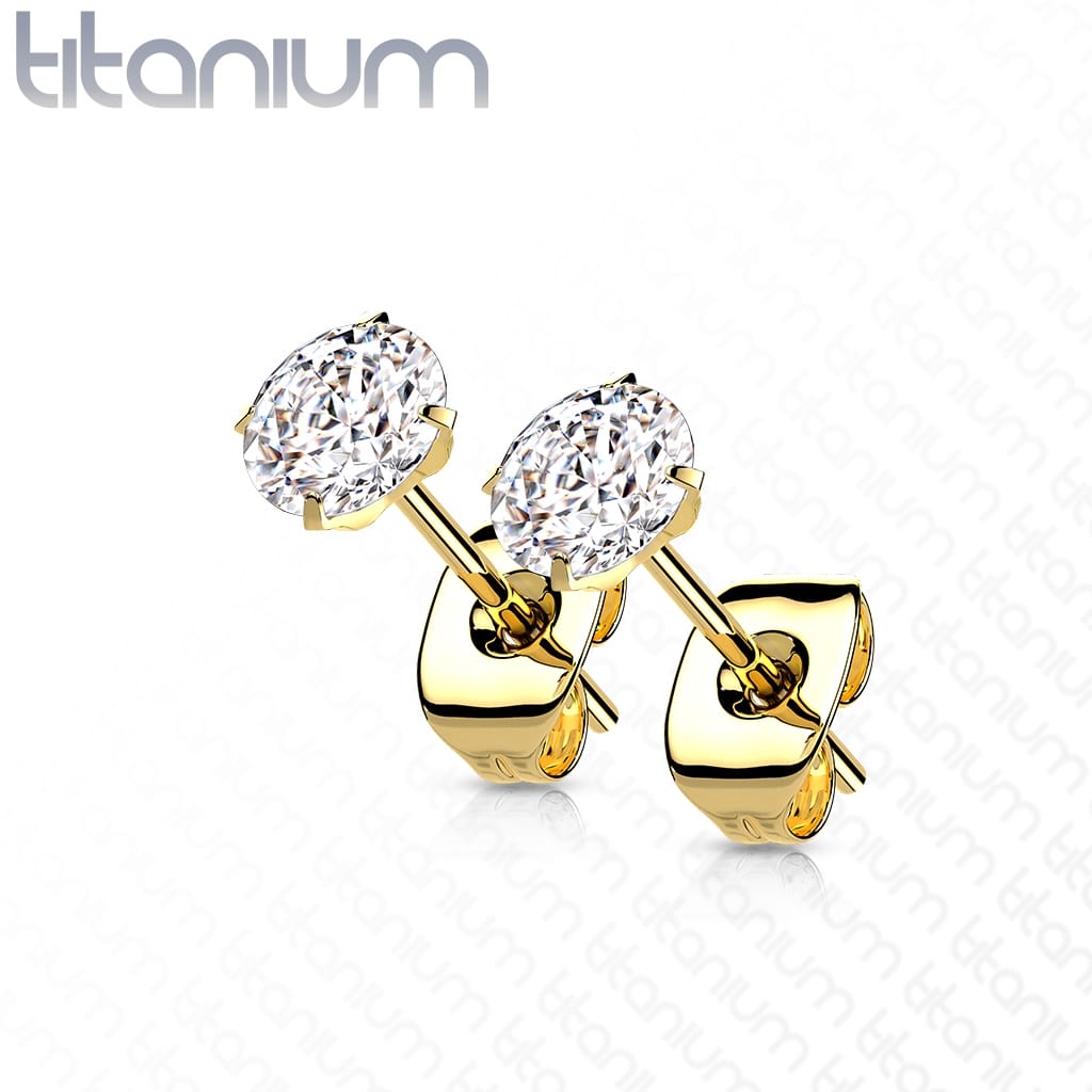 Ear Studs Prong Titanium3